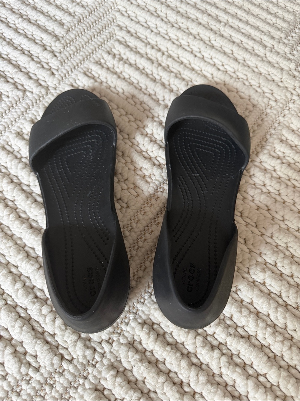 Crocs Black Women's Slip-On Rubber Flats